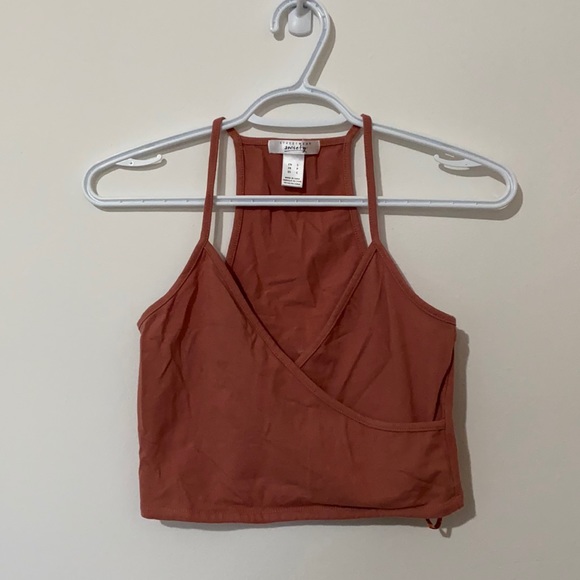 Streetwear Society Tops - SWS Coral cropped tank top